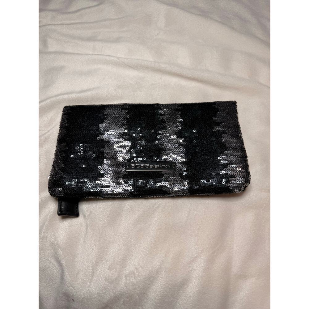 BCBG Black Silver Sequin Magnetic Zip Closure Clutch